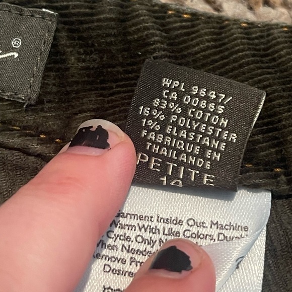Eddie Bauer dark green corduroy pants - Picture 5 of 11